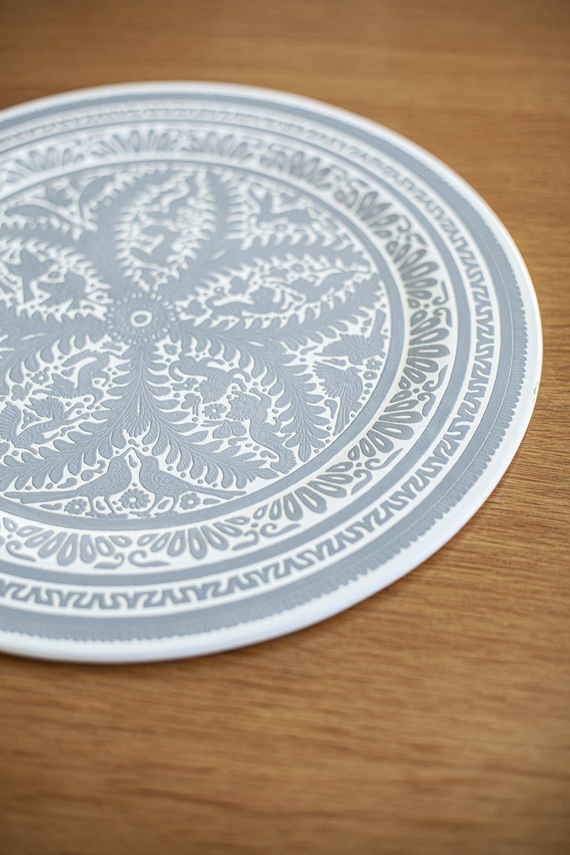 Engraved platter round